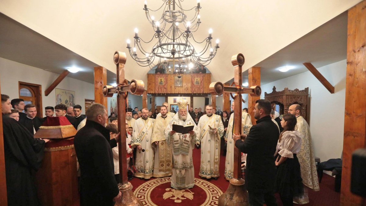 Binecuvântare arhierească la Biserica „Sfânta Cuvioasă Parascheva” din Baia Mare