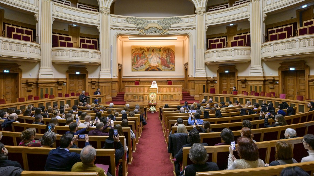 Frumuseţea harică a picturii Catedralei Naţionale