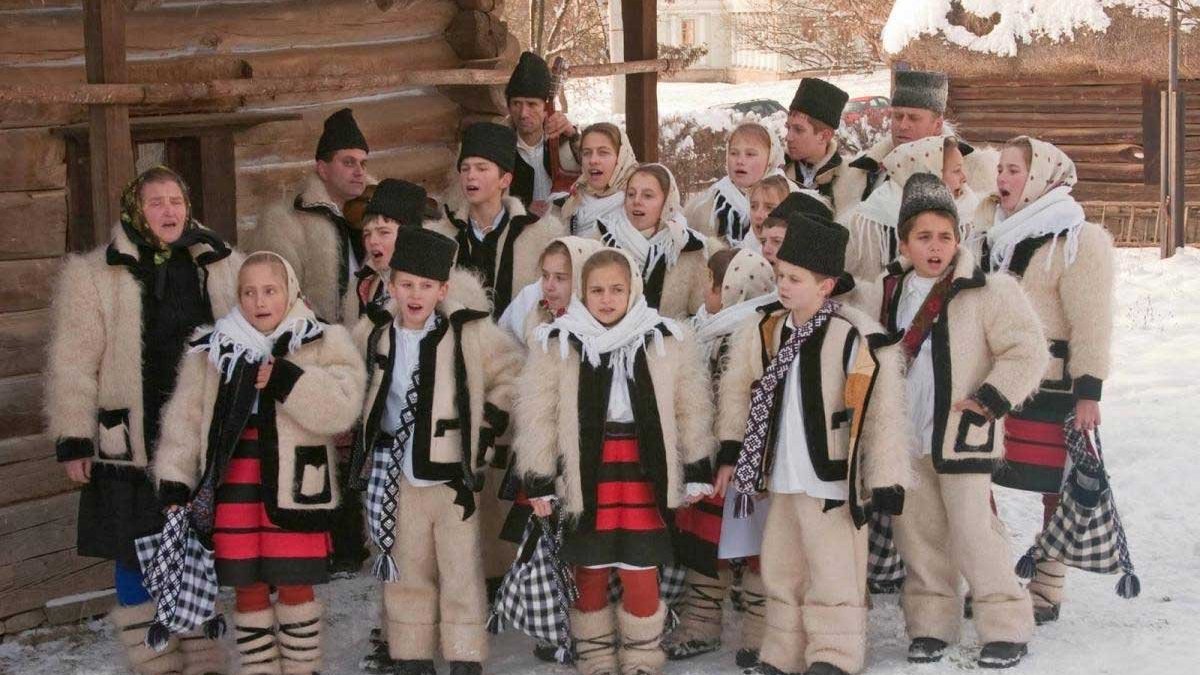 Colindul românesc - tezaur al tradiției și glas al credinței