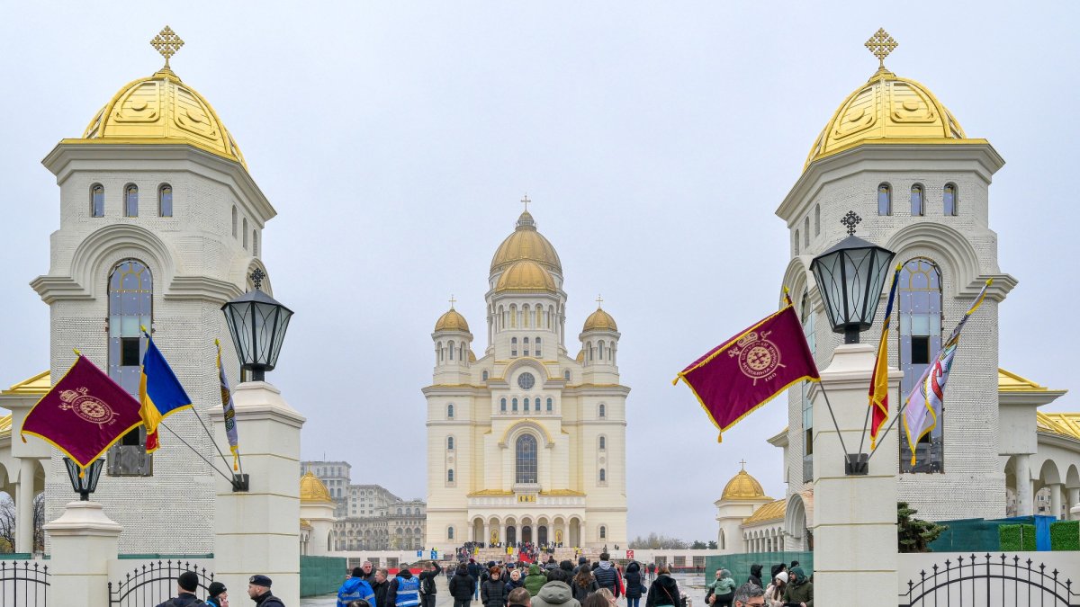 Programul de vizitare a Catedralei Naționale în perioada 24 decembrie 2025 - 8 ianuarie 2026