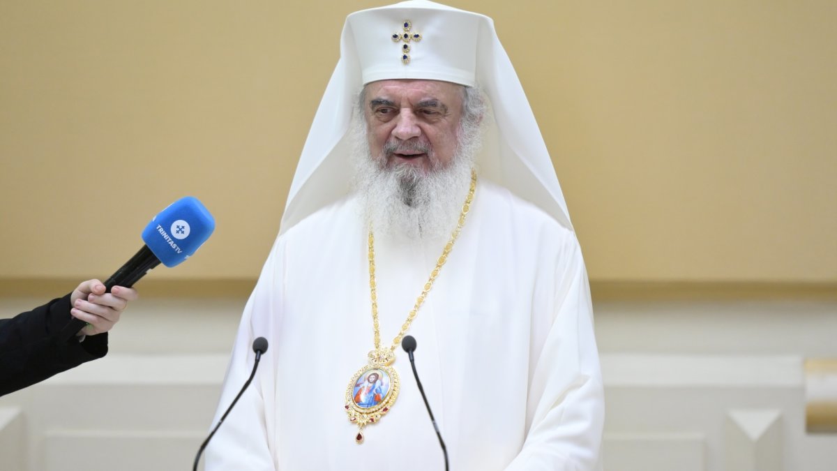 Sub ocrotirea Sfântului Cuvios Daniil Sihastrul