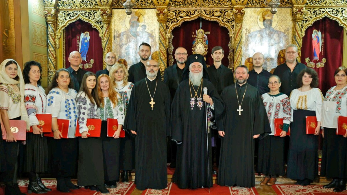 Vestirea Nașterii Domnului prin cânt la Catedrala Mitropolitană din Craiova