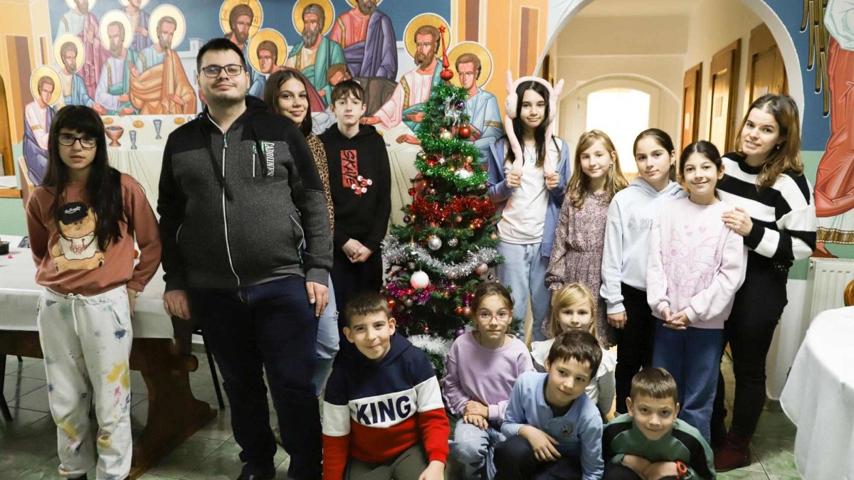 Bucuria Crăciunului în inimile copiilor de la Centrul „Noi Orizonturi” 