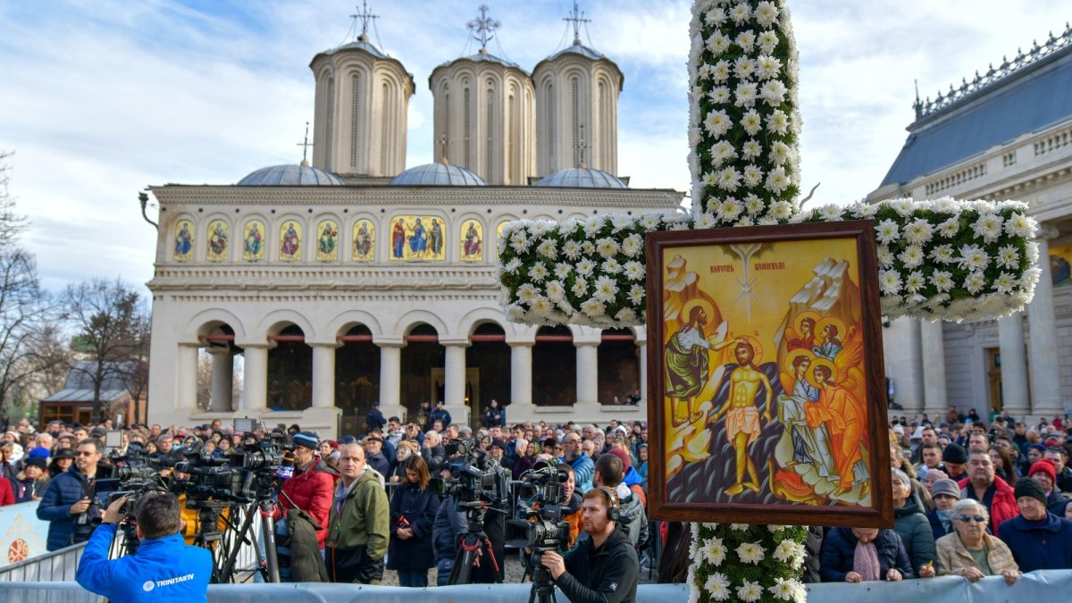 Programul liturgic al sărbătorii „Botezului Domnului” la Catedrala Patriarhală „Sfinții Împărați Constantin și Elena” de pe Colina Patriarhiei (marți, 06 ianuarie 2026)