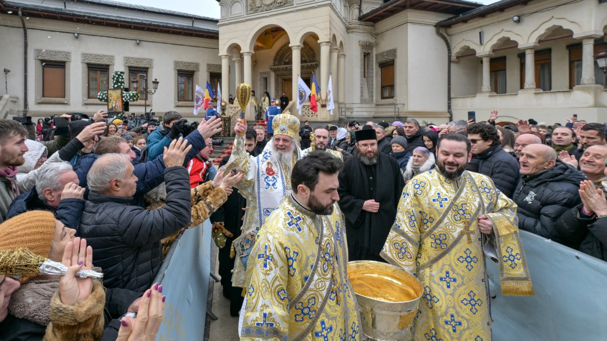 Dumnezeiasca Arătare celebrată pe Colina Bucuriei