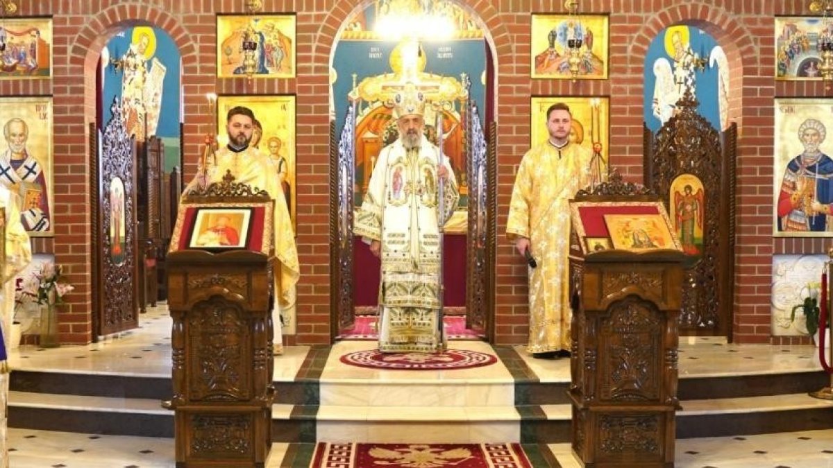 Slujire arhierească la Mănăstirea „Hristos Pantocrator” din Alba Iulia