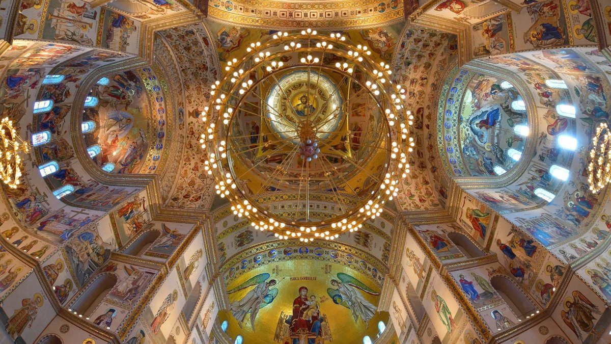 Catedrala Națională - Altar, Amvon și Scaun de Spovedanie al Neamului