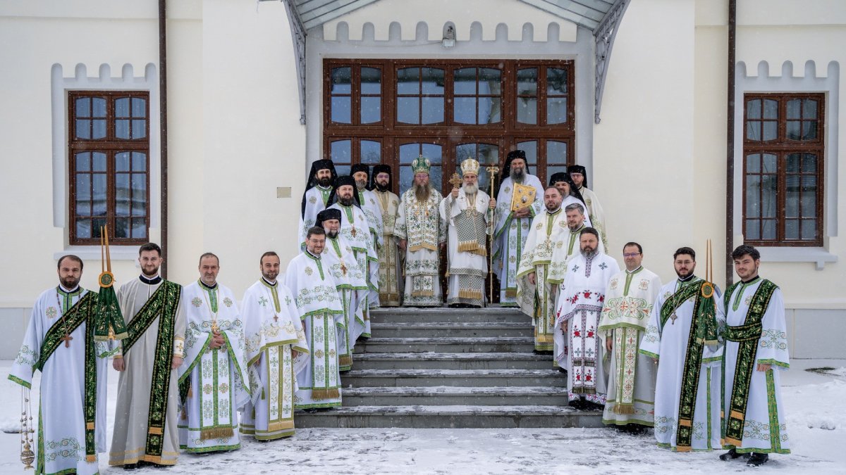 Sărbătorirea Sfântului Antipa de la Calapodești la catedrala din Roman