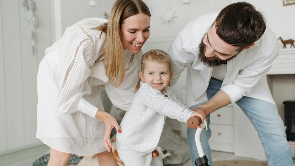 Familia, baza siguranței emoționale și a educației copilului 