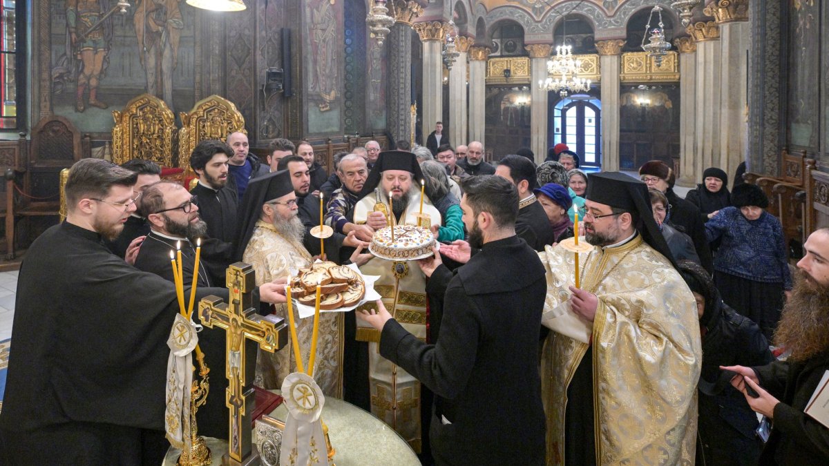 Omagiu la ceas de pomenire pentru Mihai Eminescu