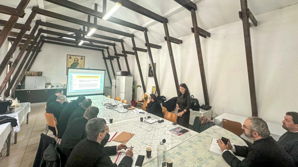 Atelier de formare pentru preoții ieșeni