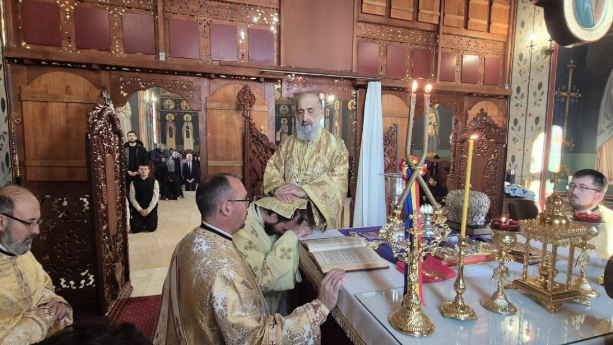 Slujire arhierească la Seminarul Teologic Ortodox din Alba Iulia