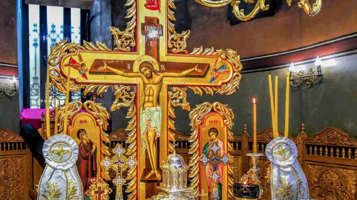 „Fără rugăciune neîncetată nu te poţi apropia de Dumnezeu”