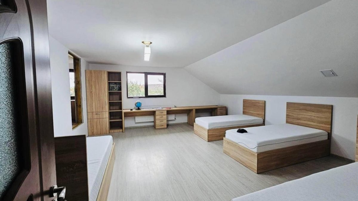 Cămin adecvat pentru o familie cu zece copii din Neamț