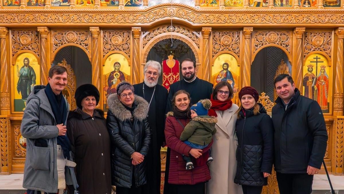 Părintele profesor Vasile Gavrilă, în conferință la Comănești