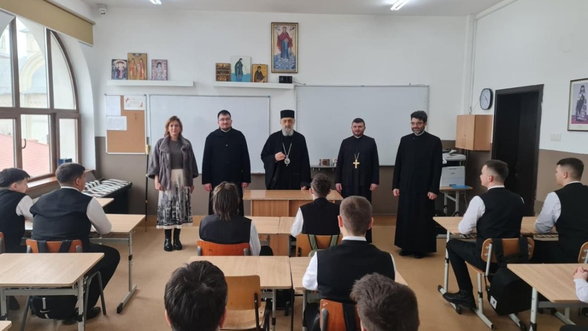 Vizită pastorală la Seminarul Teologic din Alba Iulia