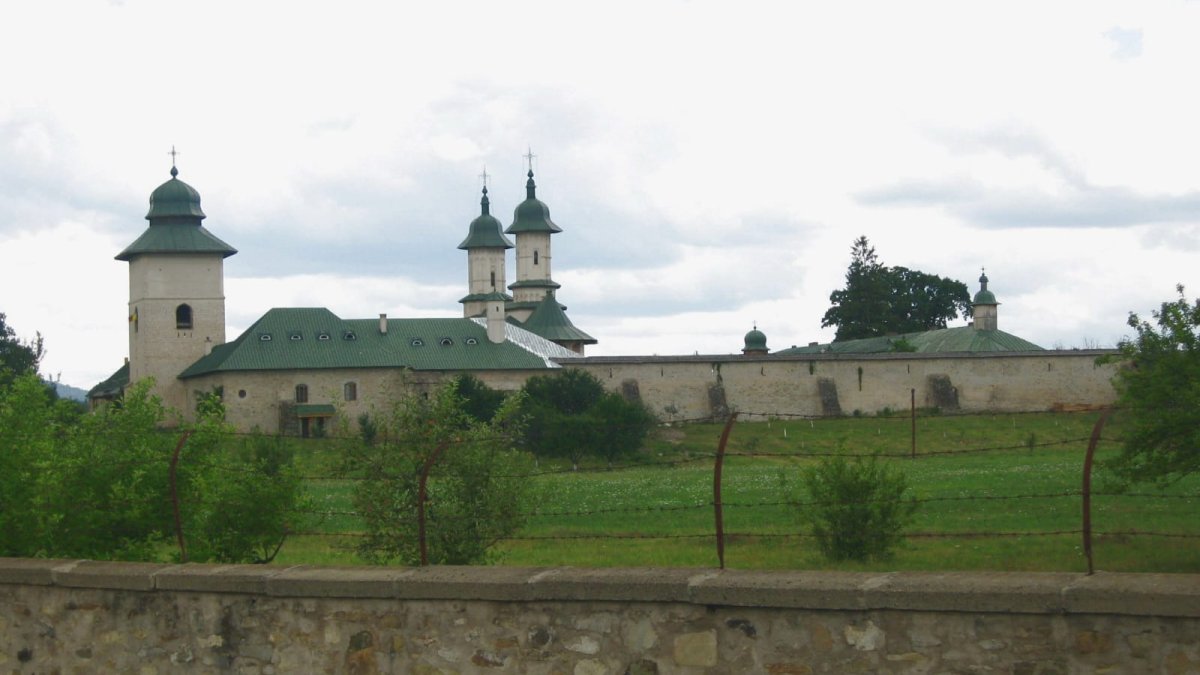 Gherasim Cucoșel Putneanul - ierarh al lacrimii, al jertfei și al neuitării