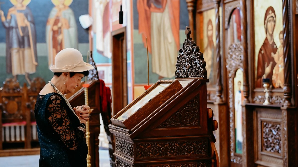 Cea mai vârstnică studentă din România, sărbătorită la Facultatea de Teologie Ortodoxă din Cluj-Napoca