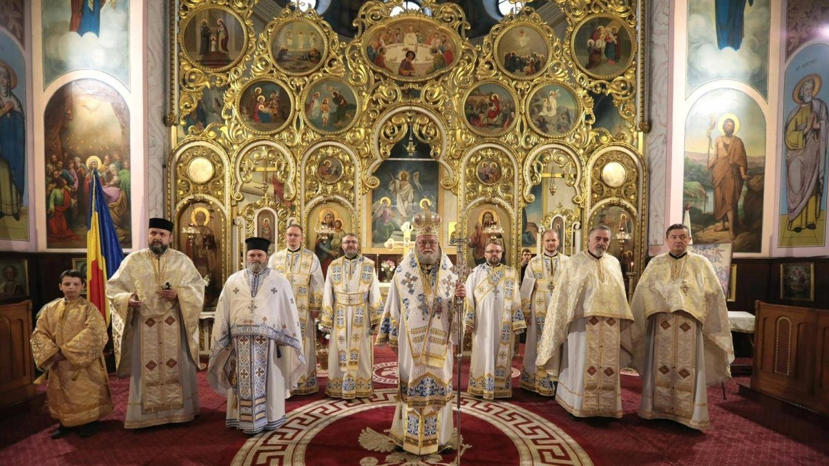 Sfânta Liturghie Arhierească la Catedrala istorică din Baia Mare