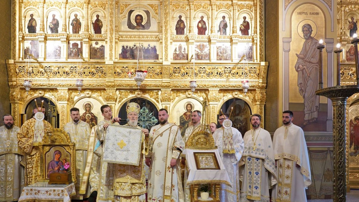 Slujiri arhierești în lăcașuri din Muntenia și Dobrogea