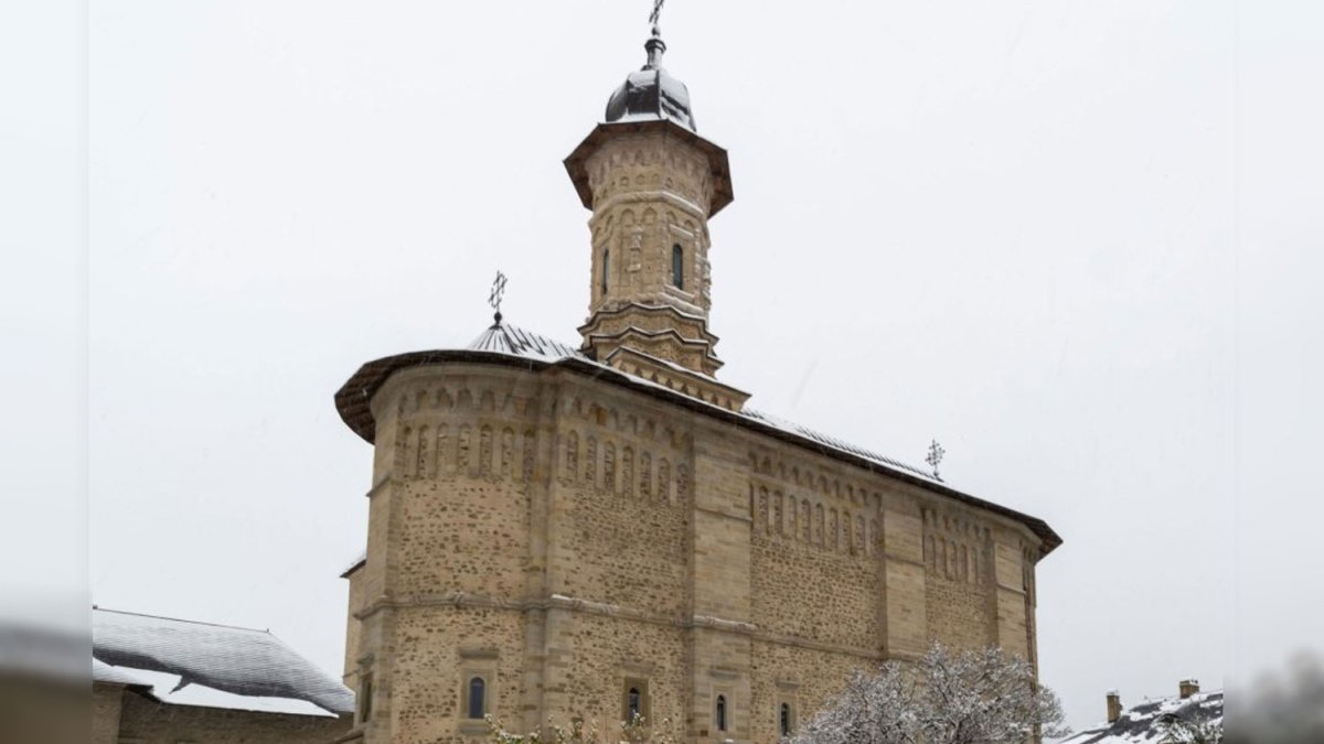 Fără de perechea plăsmuire a Dragomirnei