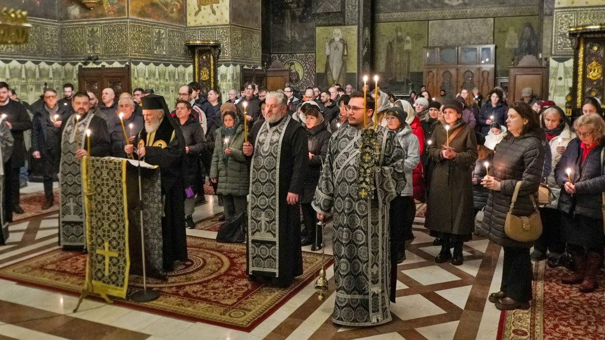 Rugăciune de seară la Catedrala Arhiepiscopală din Galaţi
