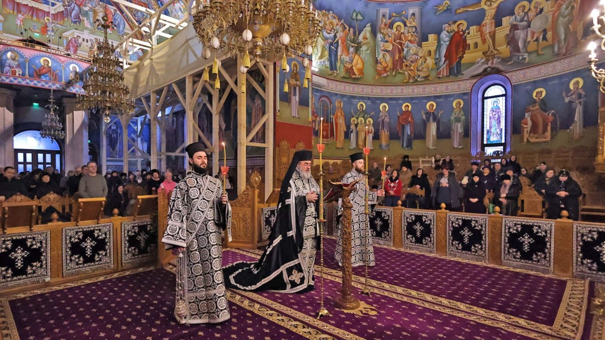 Rugăciune de pocăință la Buzău și Focșani