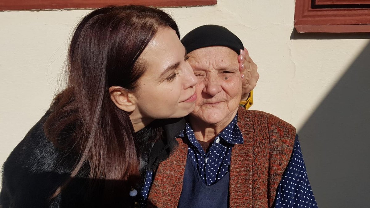 Bunica - o moștenire de credință trăită