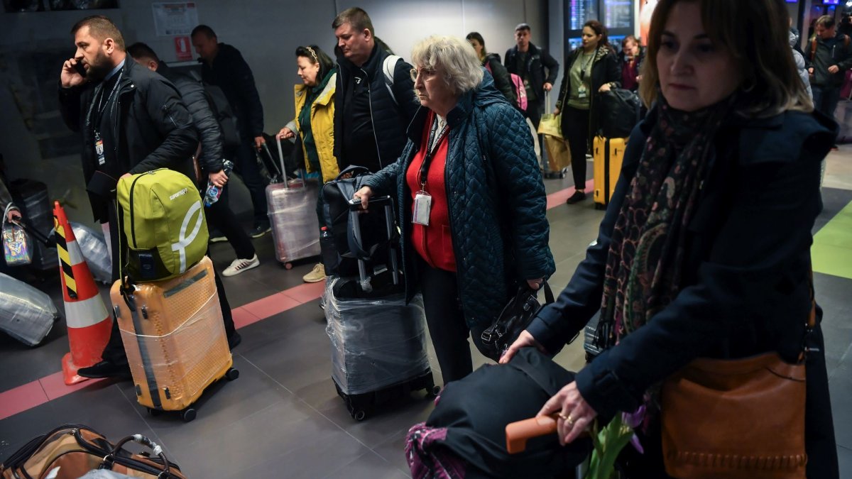 Primele evacuări ale românilor din Orientul Mijlociu