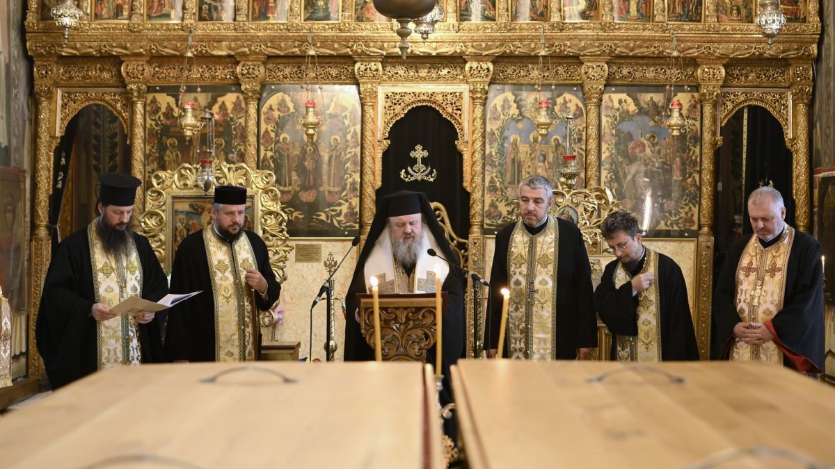 Sfinți Brâncoveni deshumați la Biserica „Sfântul Gheorghe”-Nou