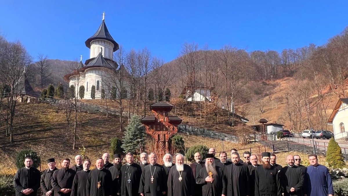 Cursuri de îndrumare duhovnicească la Mănăstirea Rebra-Parva