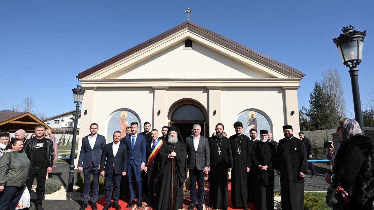 Sfințirea Capelei „Sfinții Apostoli Petru și Pavel” în comuna Mogoșoaia