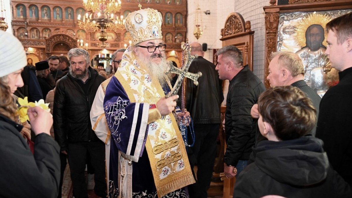 Popas de rugăciune la Mănăstirea Comana