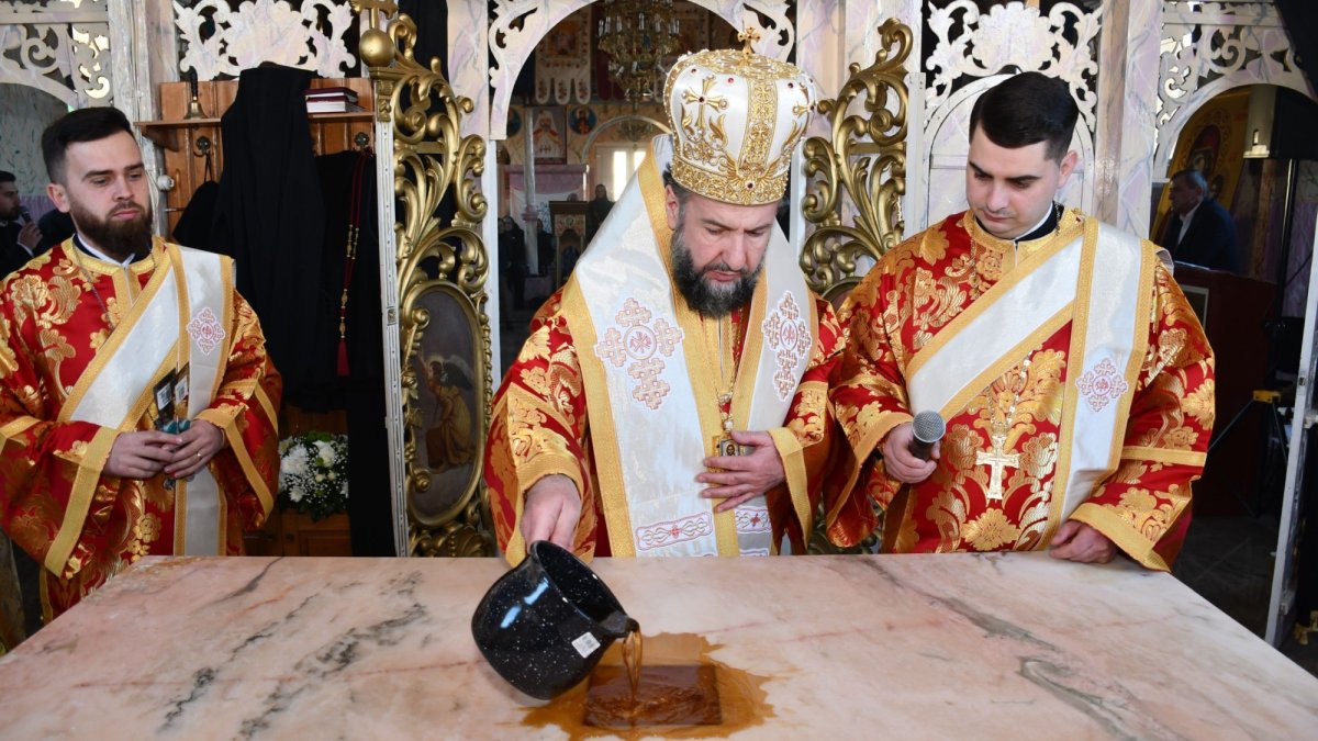 Binecuvântare arhierească pentru credincioșii din Apadia