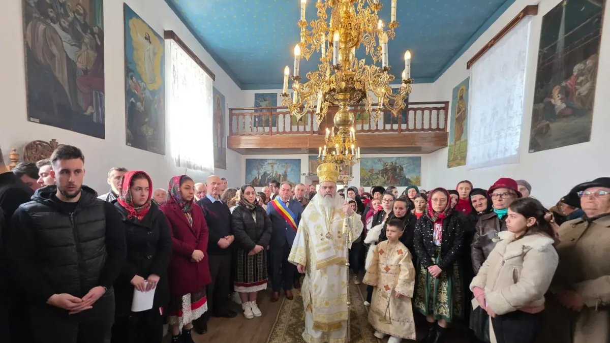 Hirotonie și instalare de preot paroh în Ciocani, Vaslui