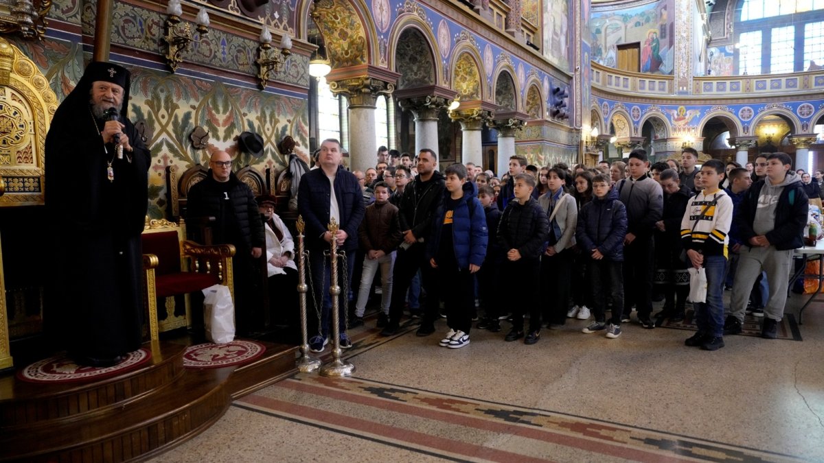 Binecuvântare arhierească pentru elevii olimpici la Religie din judeţul Sibiu