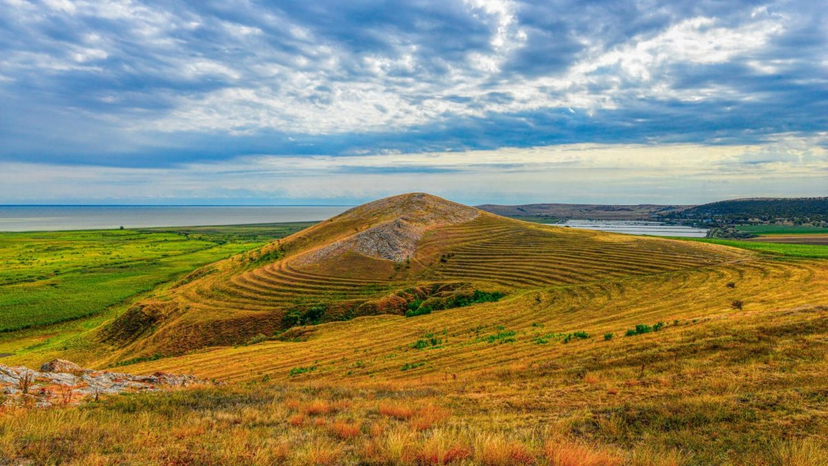 Paradoxul căutării transcendenței prin finitudinea materiei
