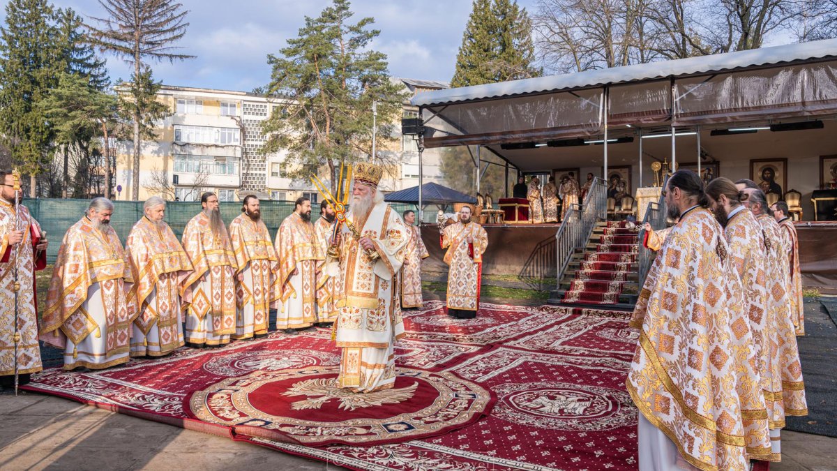 Slujire arhierească la Catedrala Arhiepiscopală din Suceava