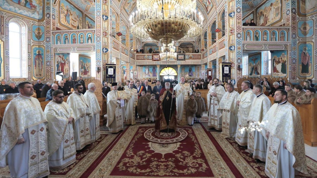 Slujire în Parohia Tășnad, Protopopiatul Carei