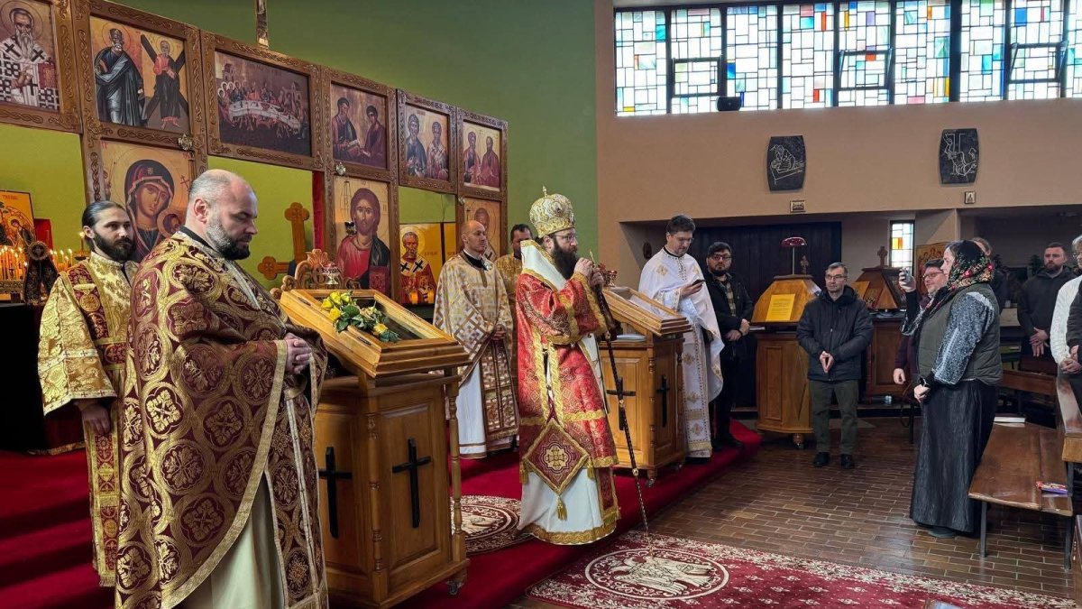 Slujiri arhierești în comunități românești din Irlanda