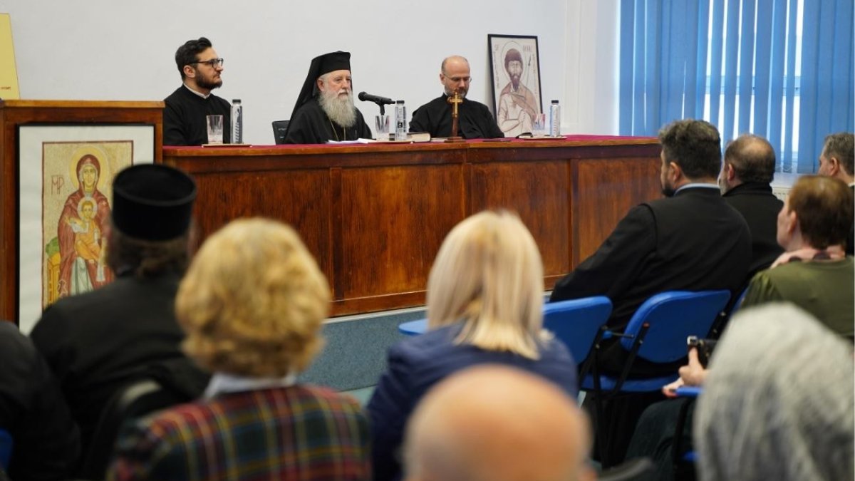 Preasfințitul Părinte Samuel Bistrițeanul, la conferinţa ASCOR de la Alba Iulia