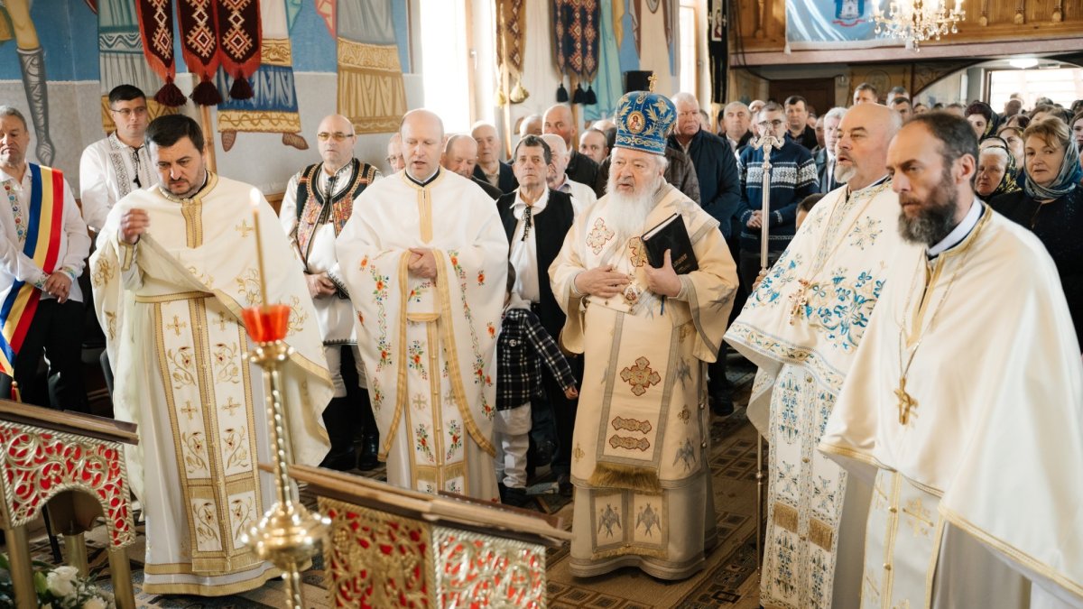 Binecuvântare arhierească pentru credincioşii din Bistrița Bârgăului