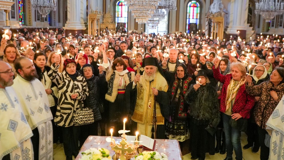 Întrunirea femeilor din noile comitete parohiale la Brăila