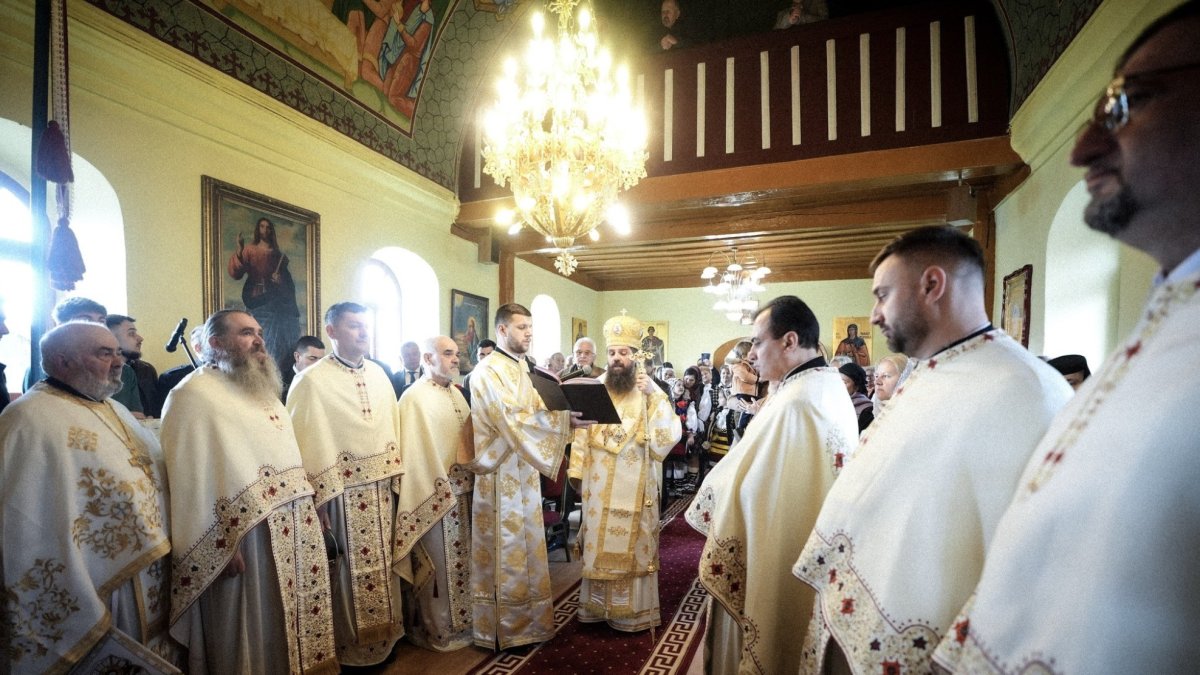 Lucrările de la biserica din Perii Vadului, Sălaj, au fost binecuvântate