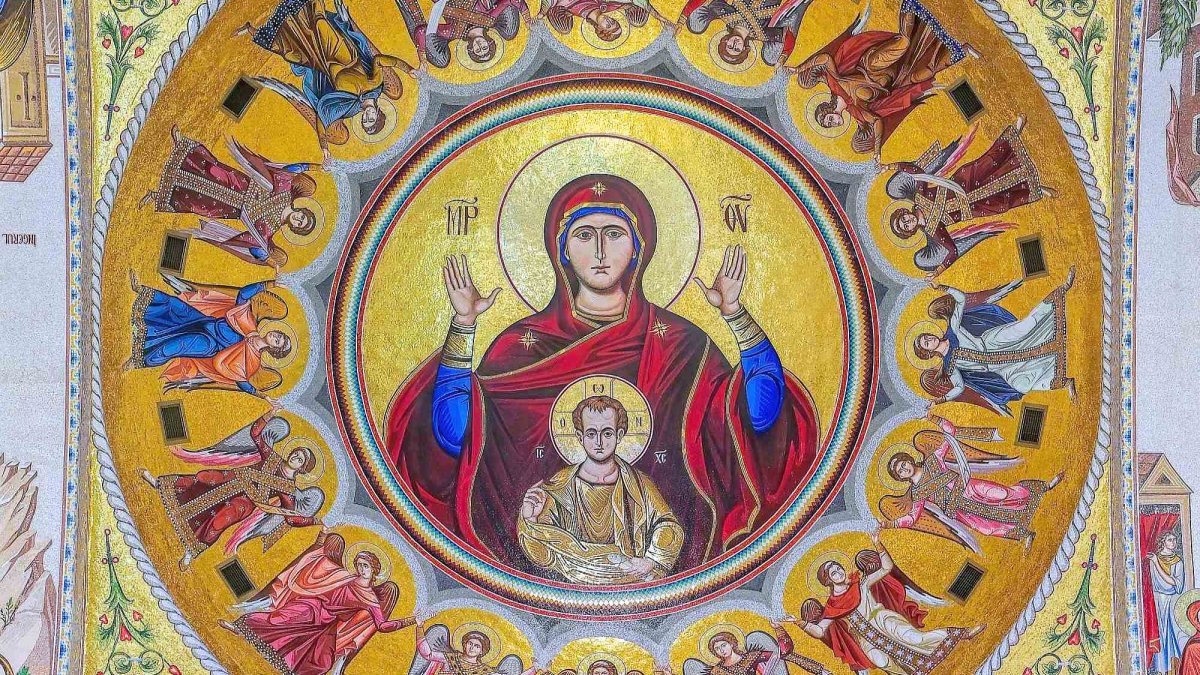 Maica Domnului - mijlocitoarea neamului omenesc