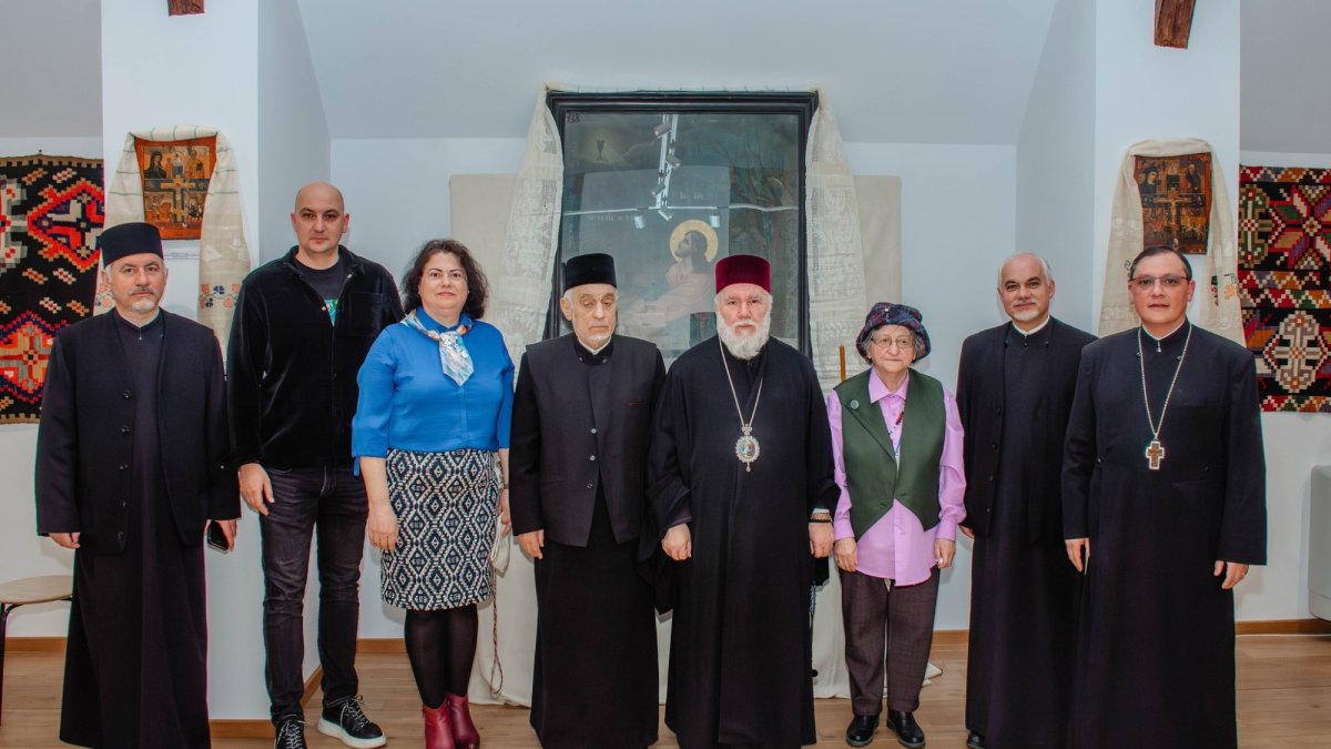 Expoziția „Cruce și lumină. Chipuri și mărturii ale credinței” la Tulcea