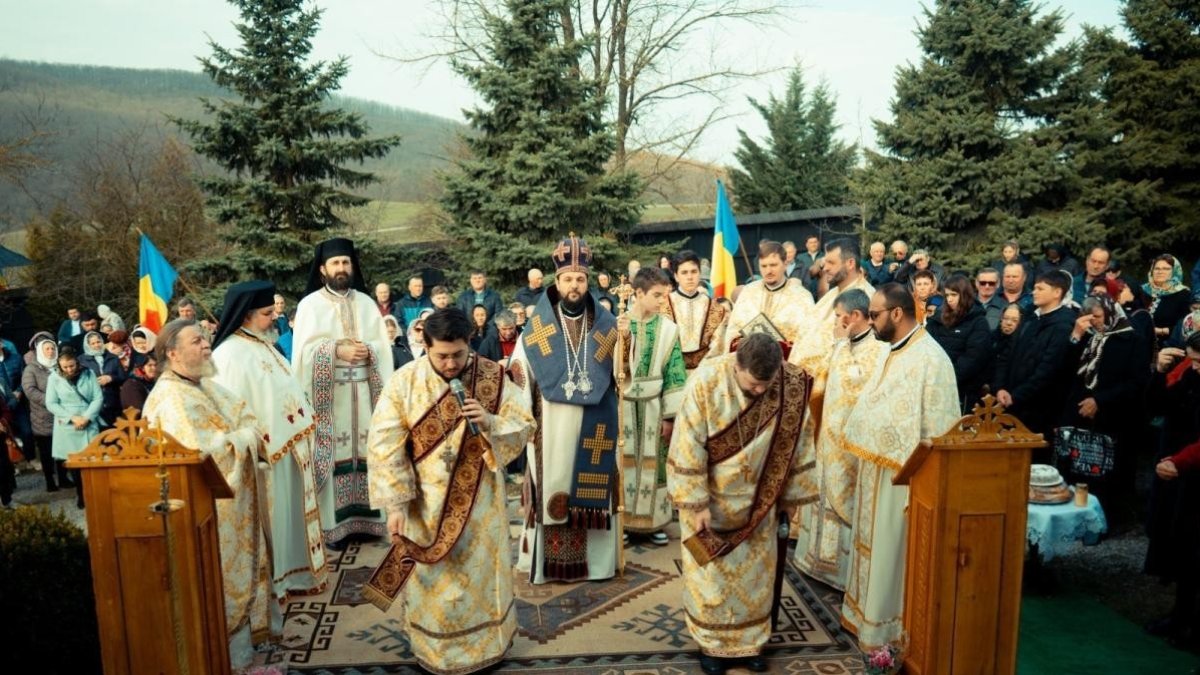 Hramul Mănăstirii Pogleț