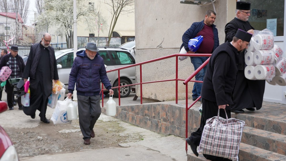 Daruri pentru nevoiaşii de la Adăpostul de noapte din Brăila