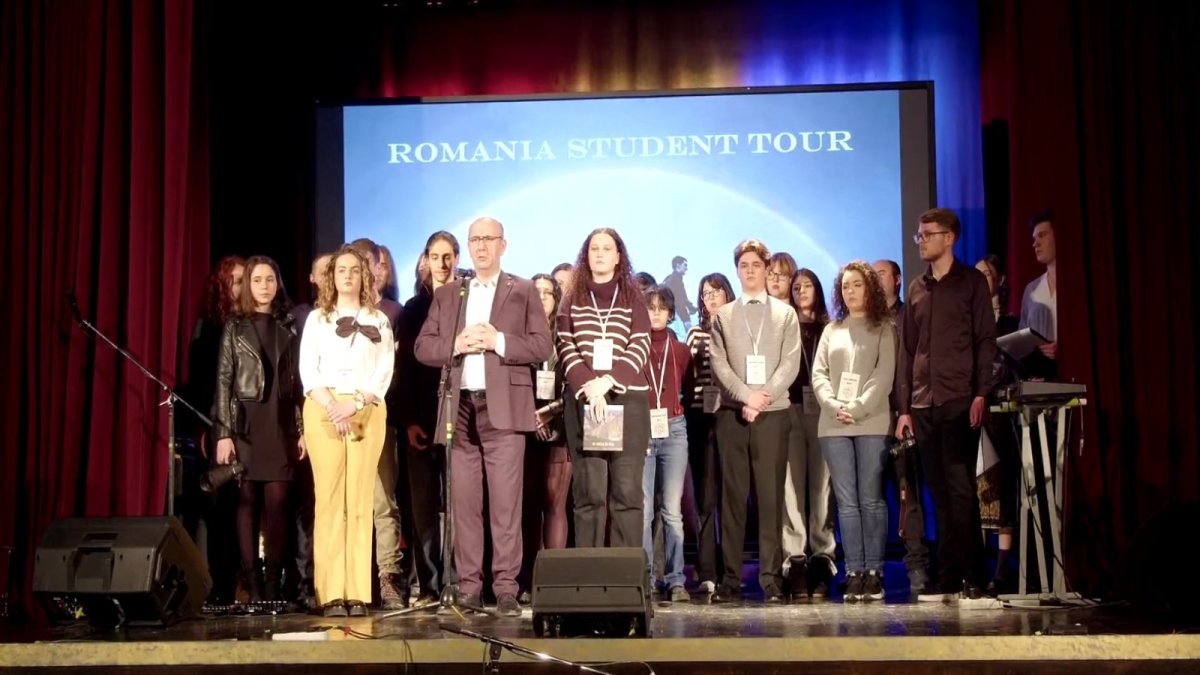 „Pe Argeș în sus”, frumuseți naturale și culturale