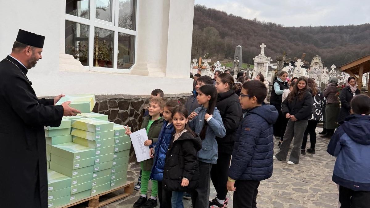 Daruri pentru mai mulți copii din Arhiepiscopia Argeșului și Muscelului